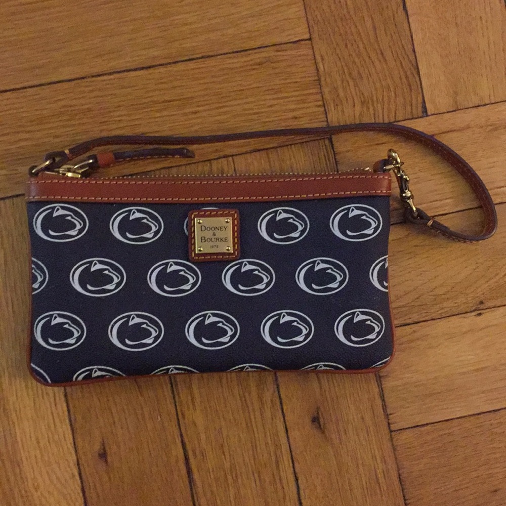 Penn state wristlet